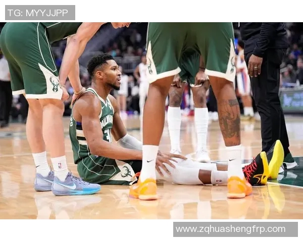 字母哥赛后愤怒撕球衣雄鹿惨败引发更衣室激烈冲突